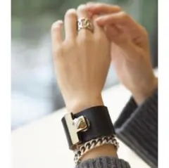 2026年最新】maison boinet バングルの人気アイテム - メルカリ