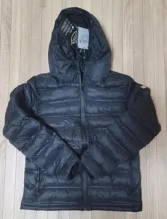 ブラック フード付きダウンジャケット