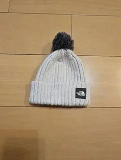 ニット帽 ポンポン