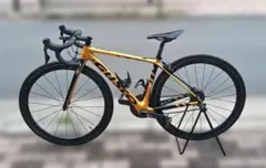 【美品】ロードバイクGUSTO RCR TL 2020 420 ULTEGRA 美品】ロードバイクGUSTO RCR TL 2020 420 ULTEGRA - メルカリ