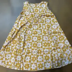 ブリーズ　花柄ワンピース　110センチ