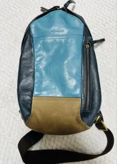 COACH ボディバッグ ライトブルー／ネイビー／ブラウン