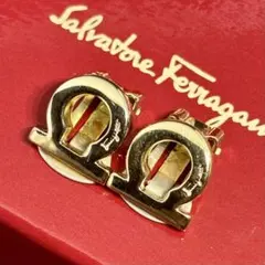ferragamo フェラガモ ラインストーンピアス シルバーカラー 新品 箱付