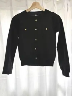 ブラックニット　Sサイズ 金ボタン付き
