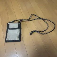 ベージュ ナイロン スマホショルダーバッグのサムネイル