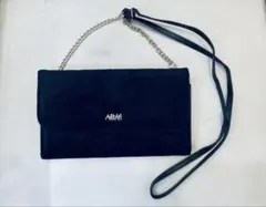 スエード 黒 ショルダーバッグ ゴールドロゴ