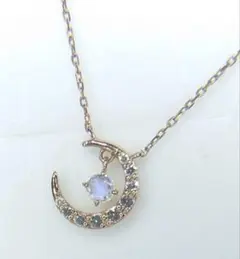 【４℃】SILVER　月✦モチーフ　ネックレス