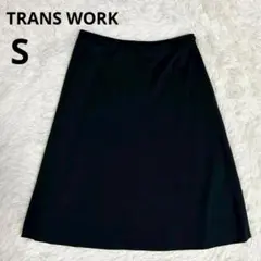 極美品TRANS WORK トランスワーク スカート フレア 膝丈 ブラック Sのサムネイル