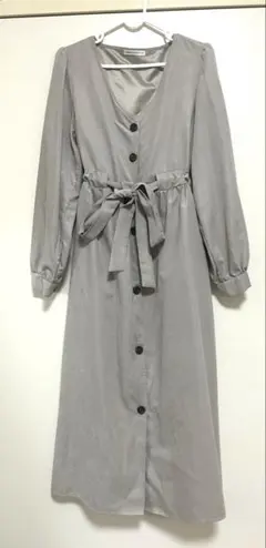 【新品未使用】 NICE CLAUP ベージュロングワンピース　ナチュラル　長袖