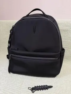 THACKER タッカー　ブラック リュック 日本未発売