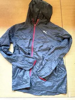 PUMA フード付きウィンドブレーカー　ジャージトップ　サイズO