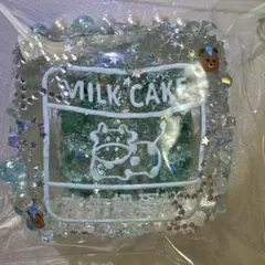 JAMMYJEM MILK CAKE スクイーズ 牛ケーキ
