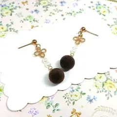 No.1057☆クローバー×フロッキー（チョコ） ピアス イヤリング チャーム