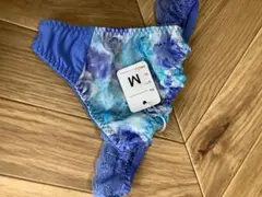 必ずプロフィール拝見　光沢　フラワー柄 Tバックショーツ Mサイズ