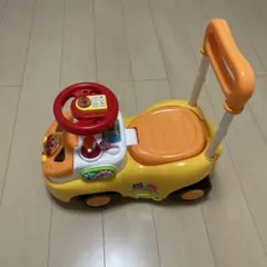 アンパンマン　よくばりビジーカー