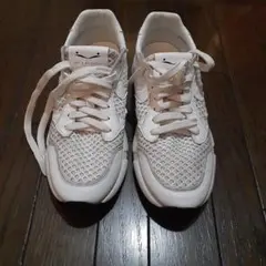 ボイルブランシェ スニーカー