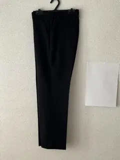 自由区　テーパード　黒　オンワード樫山