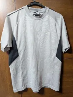 Nike メッシュショートスリーブTシャツ グレー