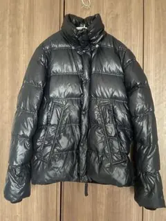 ネイビー ダウンジャケット