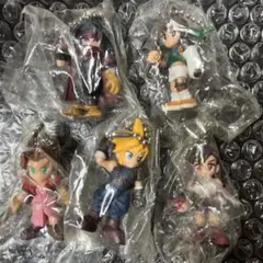 ファイナルファンタジーⅦ FF7 クラウド、エアリス等 フィギュア