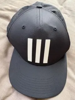 adidas ブラックキャップ 3本ストライプ