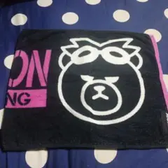 G-DRAGON KRUNK タオル 黒 ピンク