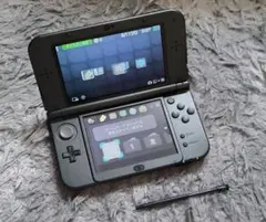 【⚠】New 3DS LL 黒 (ソフト・充電器・社外品タッチペン付き)