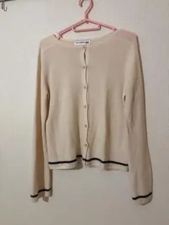 NEST de la FRESHNESS ベージュカーディガン