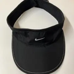 Nike ブラック バイザー