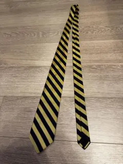 ブルックスブラザーズ　シルク ネクタイ 黒と黄色のストライプ