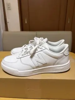 ニューバランス スニーカー
