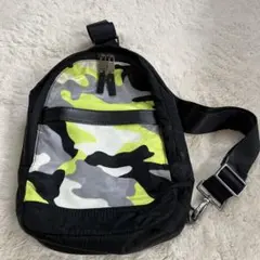 MICHAEL KORS カモフラージュ ボディバッグ