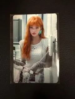 新品　ILLIT アイリット　イロハ　トレカ　❷