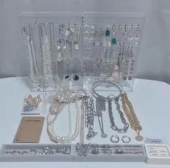 ピアス　ネックレス　イヤリング　指輪　イヤーカフ　アクセサリー　まとめ売り