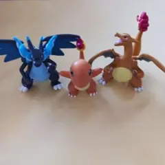 リザードン /メガリザードン/ヒトカゲフィギュア 　モンコレ