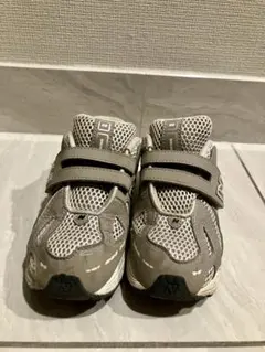 20センチ】New Balance 1906 キッズ ほぼ未使用 - メルカリ
