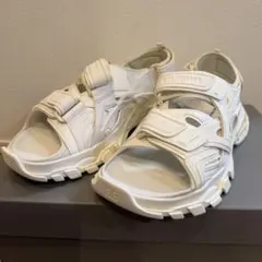 BALENCIAGA ホワイト サンダル　28.5cmのサムネイル