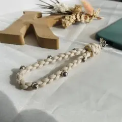 パラコード、アイボリー編み込みスマホショルダーストラップ