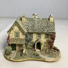 コッツウォルズ 蜂蜜色の石造りのミニハウス モルタルハウス モルタル