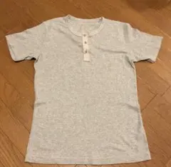 グレー ヘンリーネック Tシャツ 半袖