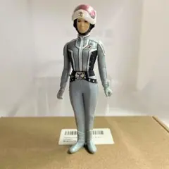 ウルトラセブン　友里アンヌ隊員　ハイパーウルトラマン4 フィギュア　バンダイのサムネイル