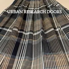 アーバンリサーチドアーズ　グレー系スカート　 サイズOne