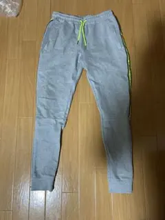 アダムスジャグラー ジョガーパンツ