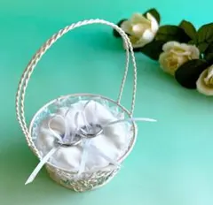 リングピロー ホワイト レース ハート型