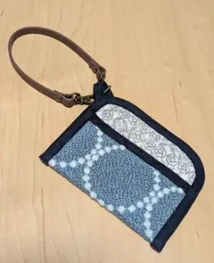 ミナペルホネン　カードケース