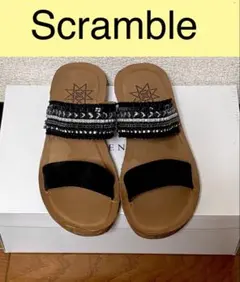 Scramble ビジューサンダル ３cmヒール Sサイズ 除菌洗浄済みのサムネイル