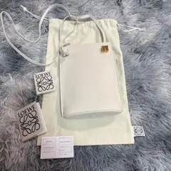 《新品》ロエベ　ぺブル　ダイスポケット　クラシックカーフ