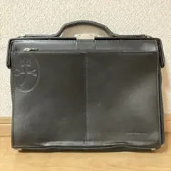 CASTELBAJAC ブラックレザービジネスバッグ - メルカリ