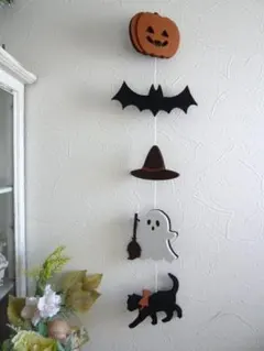 ハロウィン　インテリア　ガーランド ＆ ポンポンリース　2個セット