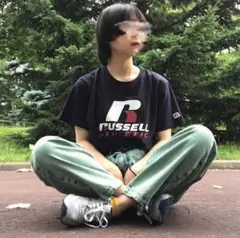 【最終値下げ・着画あり】RUSSELL ATHLETIC 黒Tシャツ 古着のサムネイル